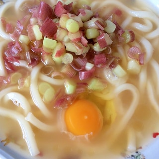 中華だしの素でうどん